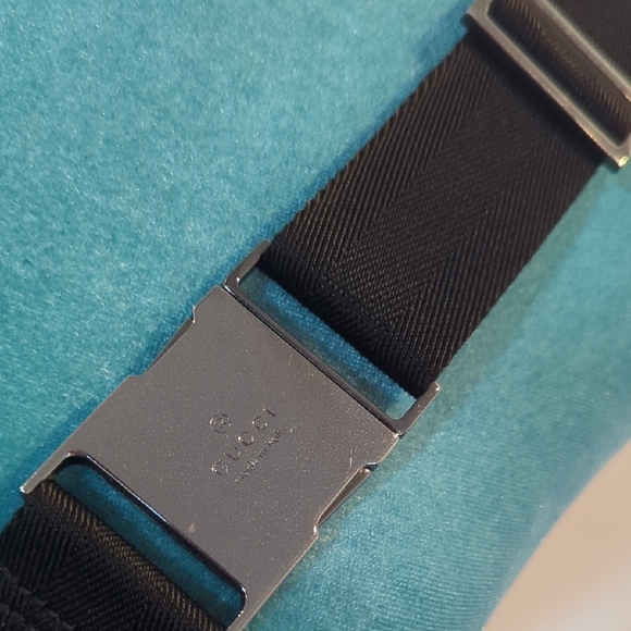 Gucci Bum/Belt Bag Crossbody - Picture 5 of 12